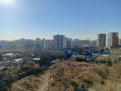 Город