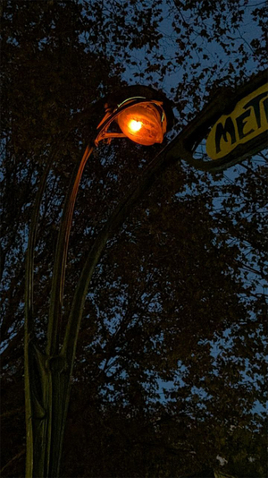 Вход в метро