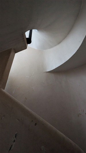 Лестница в доме ле корбюзье в париже