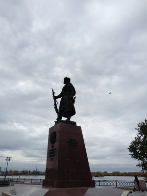Памятник